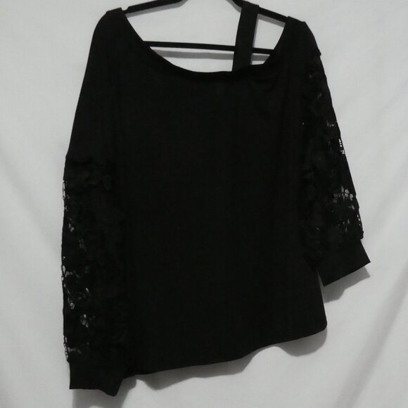 EMERY ROSE | 1XL | Black Off-Shoulder Lace Sleeve Top - Picture 1 of 14